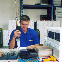 elektro-plast, Dysponujemy nowoczesnym i ciągle modernizowanym parkiem maszynowym.